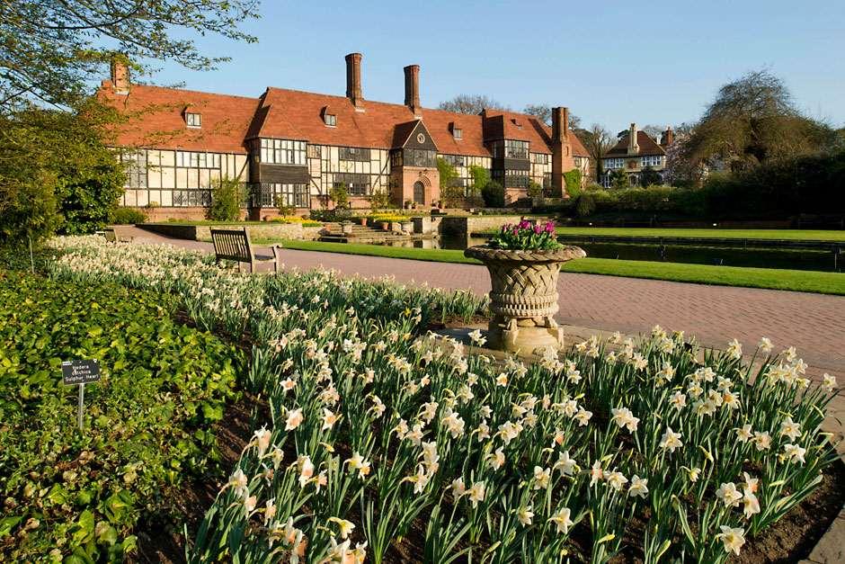 The-Canal-and-Laboratory-in-Spring-at-RHS-Garden-Wisley_MAR0005813